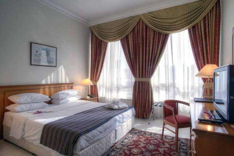 Al Diar Palm Hotel Apartments Abu Dhabi Bagian luar foto